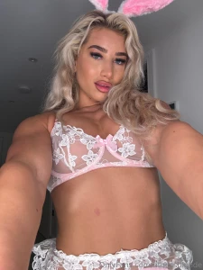 Message me i m waiting to make your dreams come true