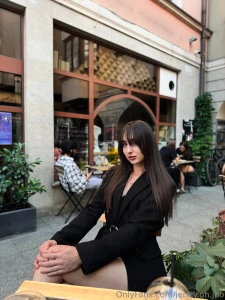 This outfit may lead to spontaneous secret rendezvous