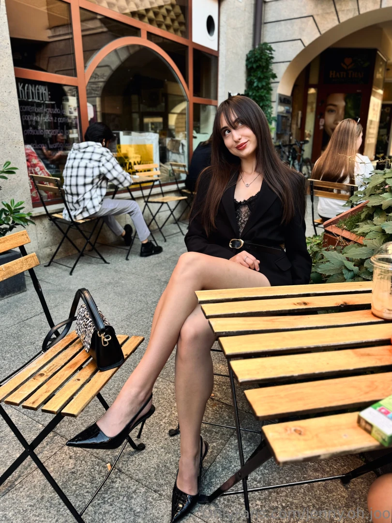 This outfit may lead to spontaneous secret rendezvous part 1 