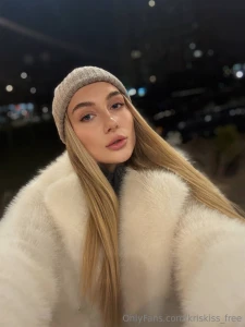 Today i m your snow princess my white fur coat may look innocent but