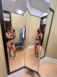 Fitting room vibes part 2