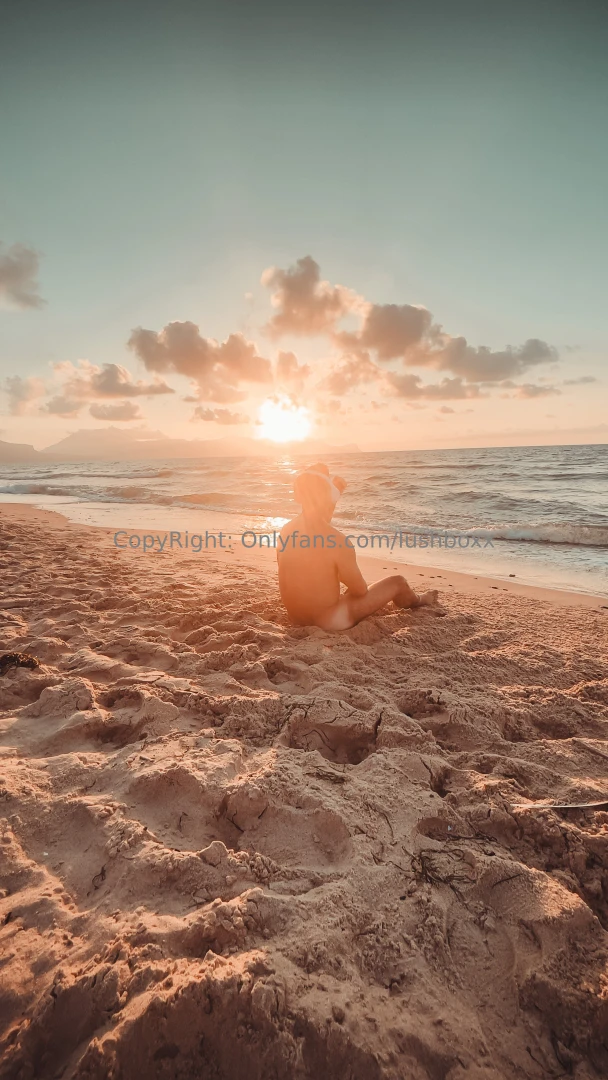 Piace anche a voi godervi il tramonto liberi do you also like to enjoy 
