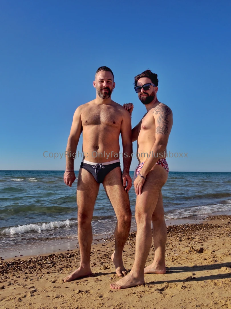 Italian at beach birdboxx www onlyfans com birdboxx 