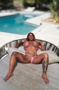 Who wants to fuck me by the water video out on my vip page