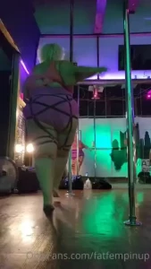 This is a montage of my pole that i can t share on my instagram lol