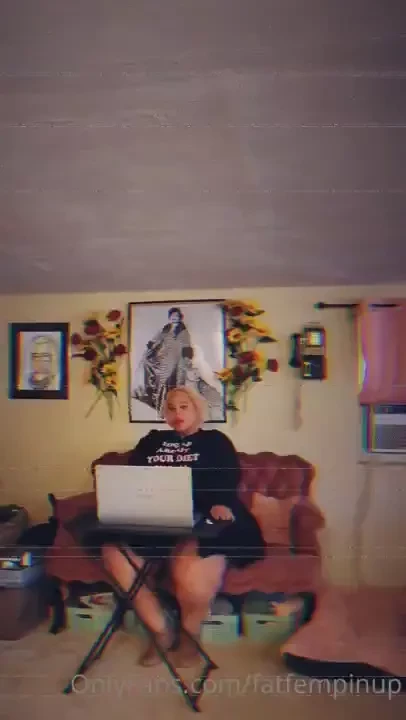 Happy friday - a video and stills for you 