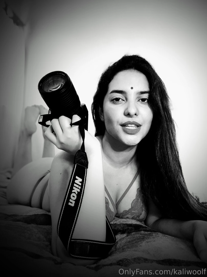 Would you be my assistant how could you serve me slave 