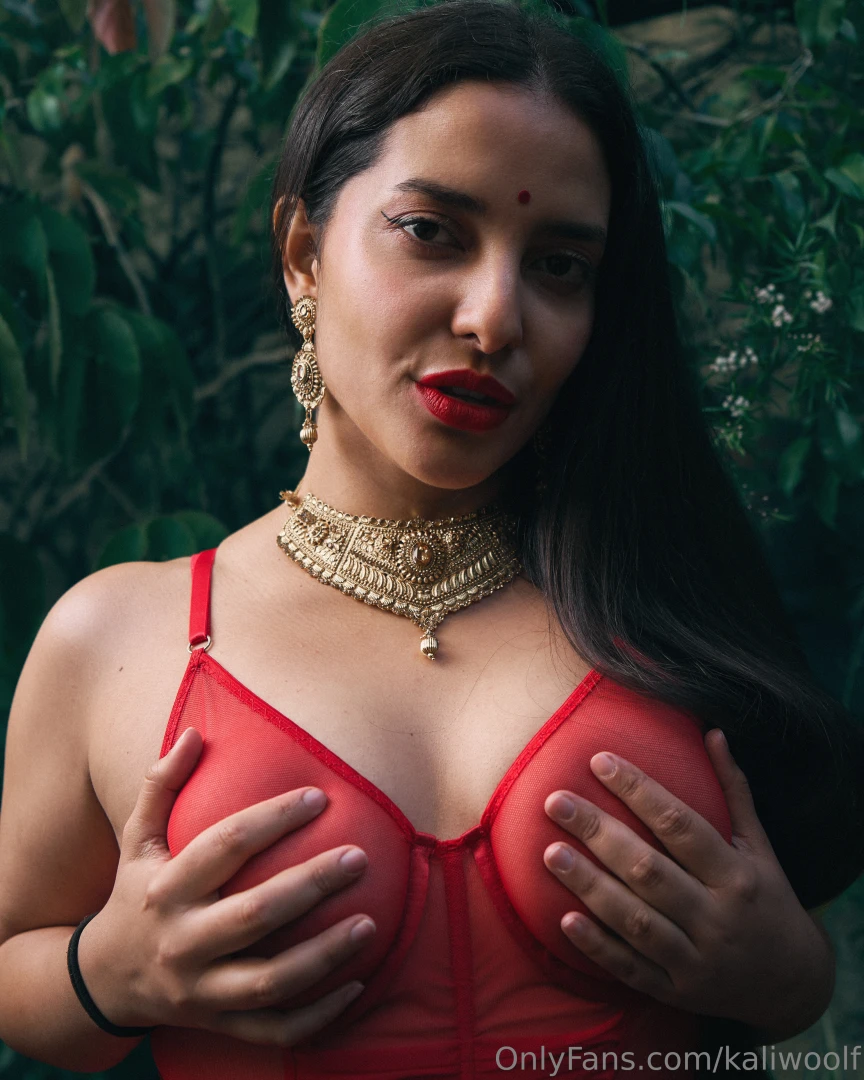 Bow your goddess has arrived show respect 