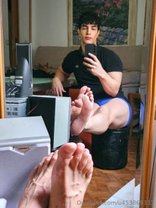 Finde de descanso y mis pies lo saben buen finde guapos