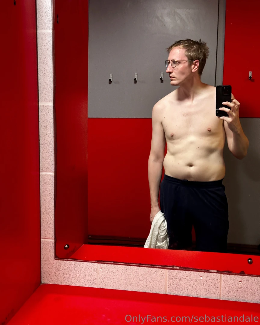 Post-gym still dripping think you could keep your eyes up here 