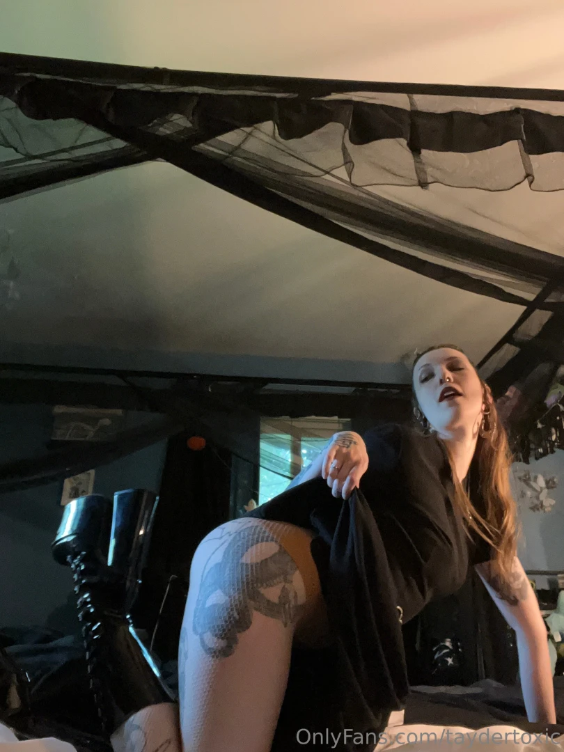 I need help getting out of this dress comment if you want what s part 5 