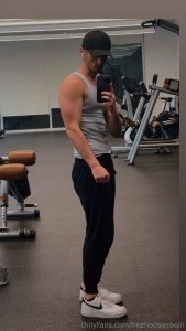 Lemme wrap my arms around you