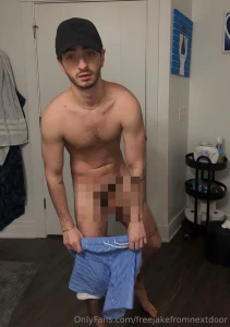 Help which swim trunks do i wear in hawaii i m going next week for my part 2