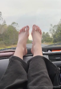 Toes on an adventure