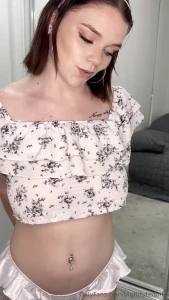 Brand new dildo ppv just sent out i just want to be a naughty girl for