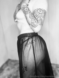 How horny are you rn i want you to break free and cum wildly with me part 1