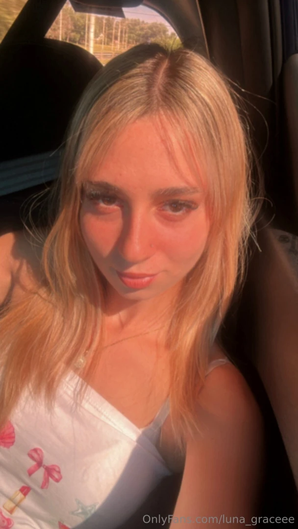 It was so sunny this day 