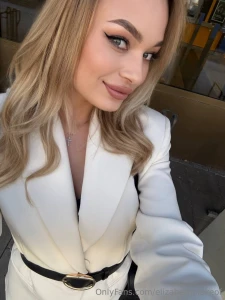 5 facts about me you should know nbsp 1 i m a girl from ukraine who