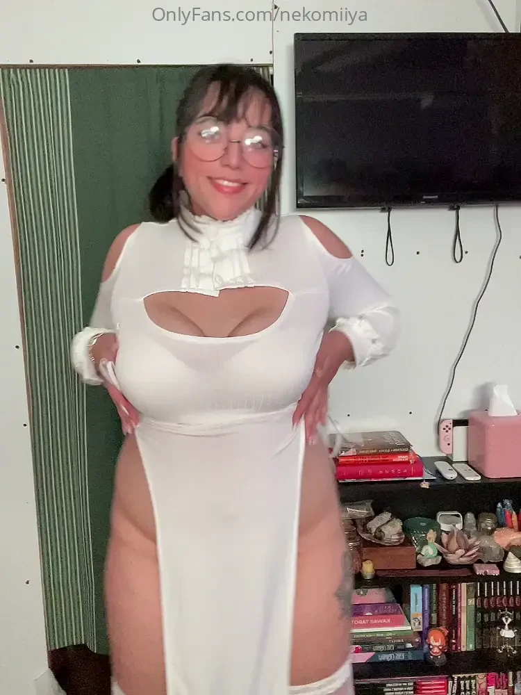 I love showing off my curves for you part 3 