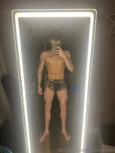 Shoulders and lats are starting to do their thing part 1