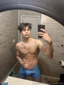 Blue is now your fav color part 1