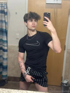 Let me be your boyfriend plz