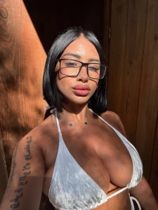 What do you think of a nerdy latina