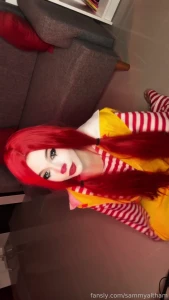 Today on the menu-i am a clown who knows how to entertain not only