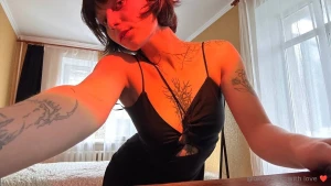 I bought new lighting so i m waiting in a more lustful mood in my chat