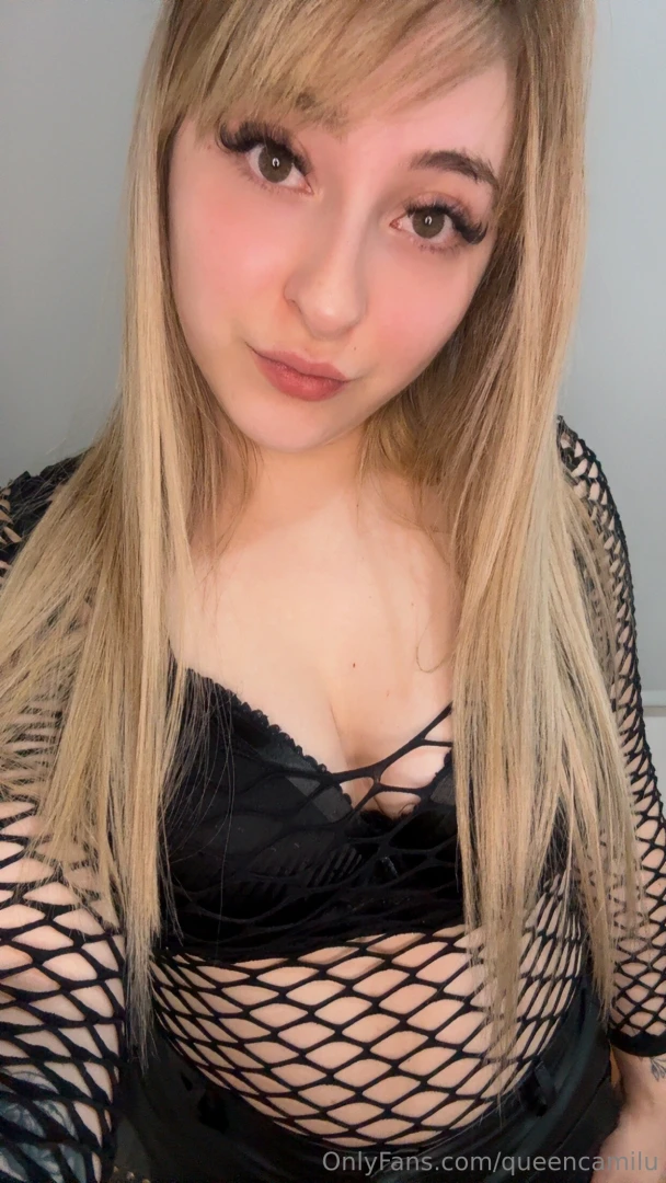 You don t need to show everything to make you imagine everything do 