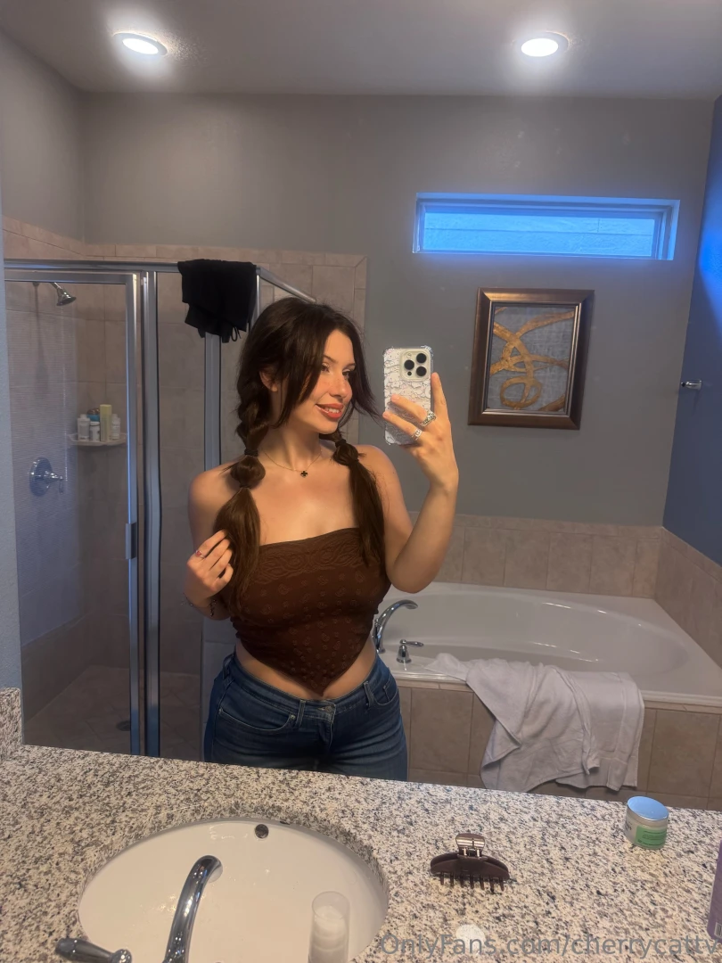 Did my hair how does it look 