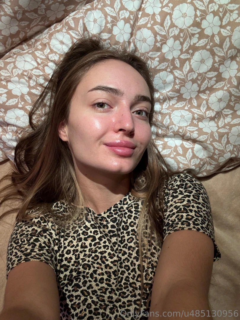 Will you kiss me before i go to bed 