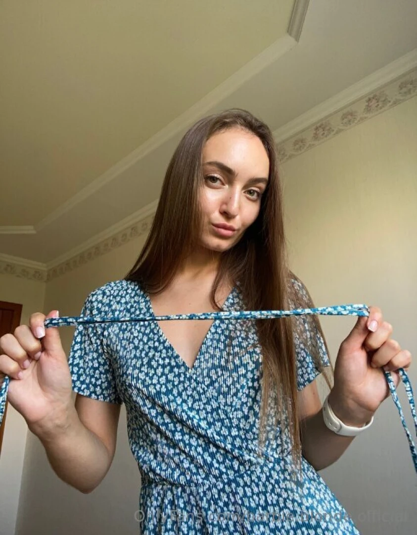 That look that subtle hint that little belt in my hands can you 