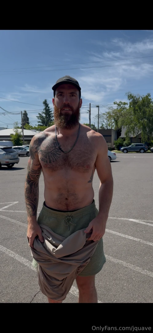 Spray sunscreen on me 