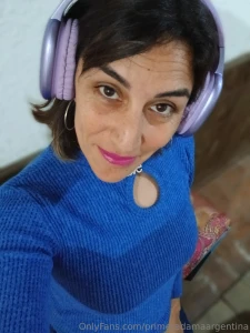 The first fan is to give me a gift here to receive a gift to the dm