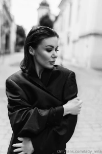 Hug me hug me so tenderly and don t let go