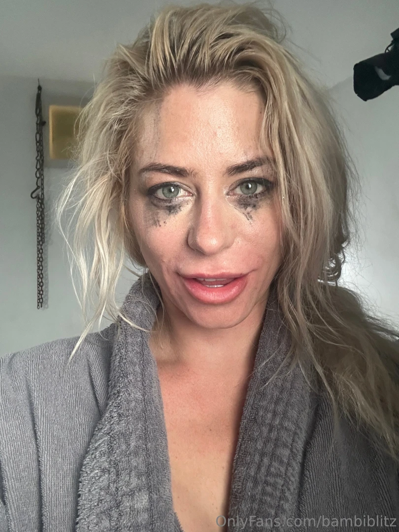 Should i clean up or let you make it even messier babyyy you like 