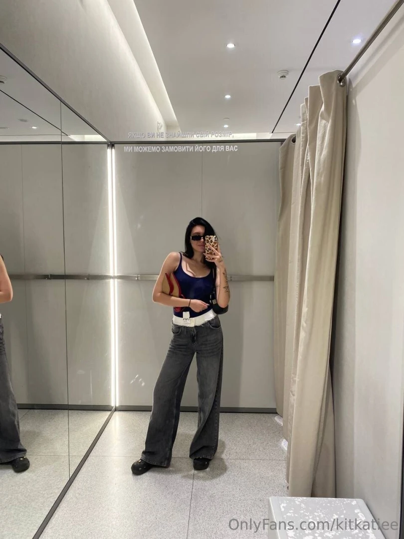 Time for a new outfit i dont actually go shopping that often but this part 1 