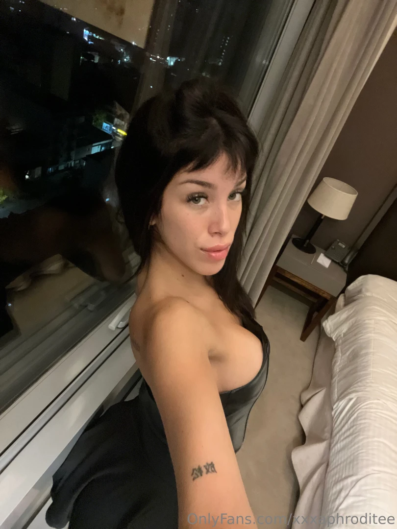 Xxxaphroditee part 4 