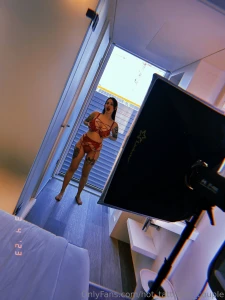 When she s coming to make you cum