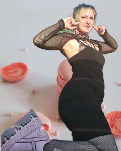 Bar night ice cream themed outfit how is everyone tonight part 3