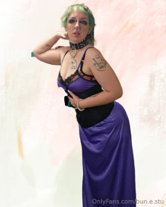 Guess which bitch didn t pay attention to the background one edited part 1