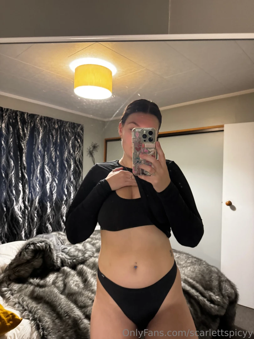 Scarlettspicyy 