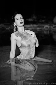 Moan-day memories classy black amp white water shimmy shoot dive into