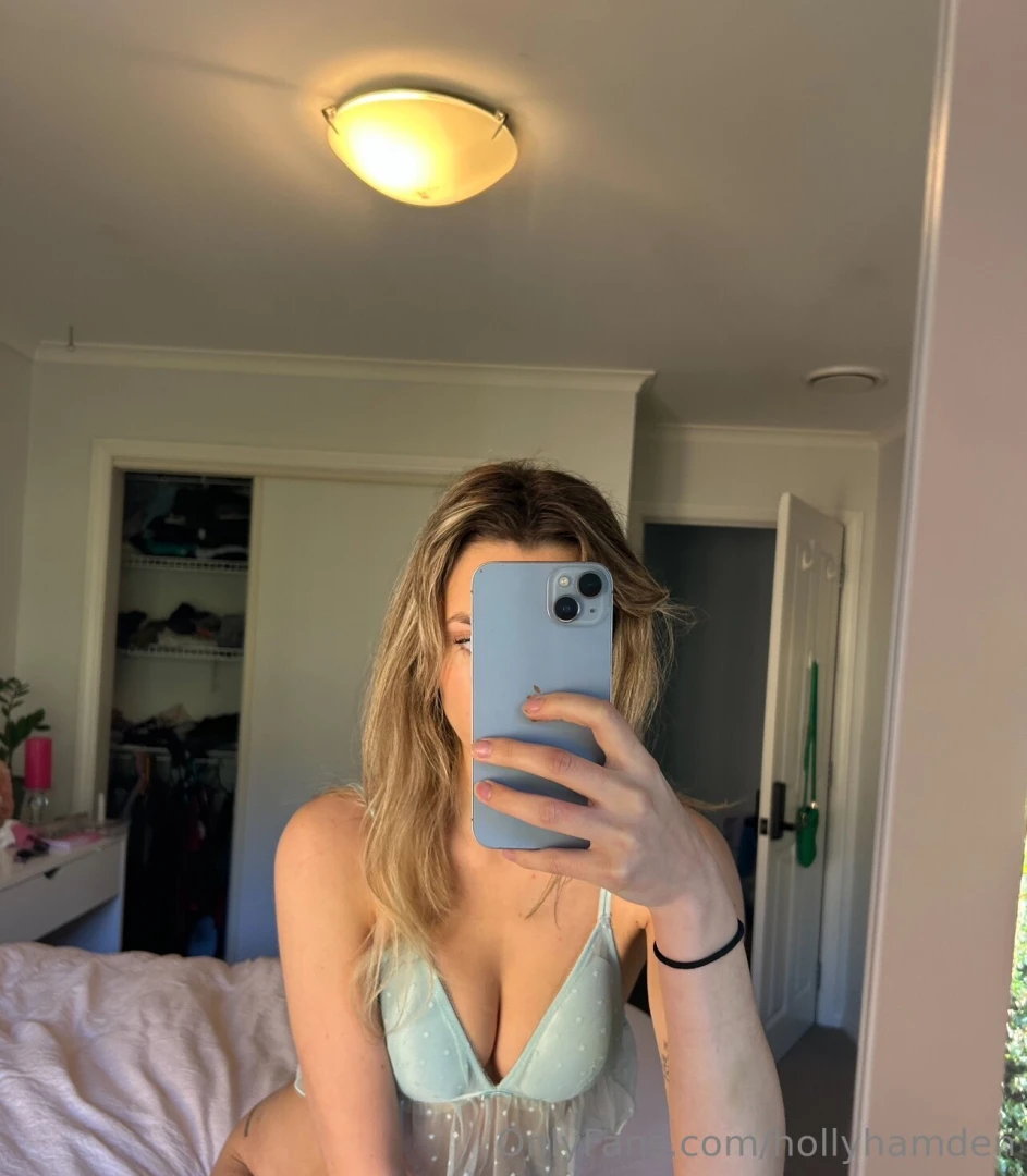 Hollyhamden part 1 