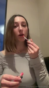 Does this lipstick look good on me