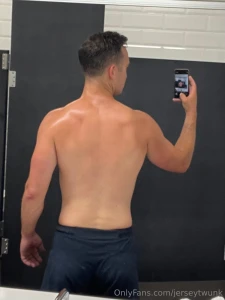 Feels good to be back at crossfit the sweaty and shirtless straight