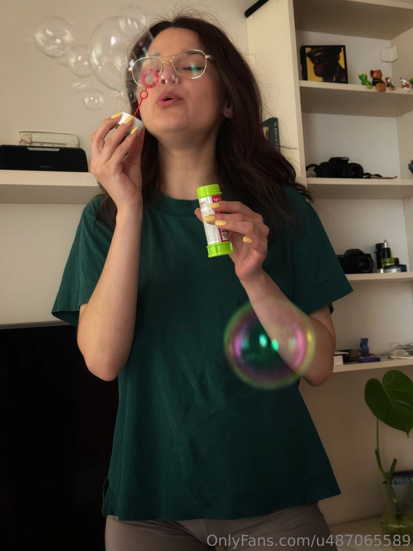 So let me tell you a little about myself i live in europe love to 