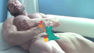 Need some dm me baby