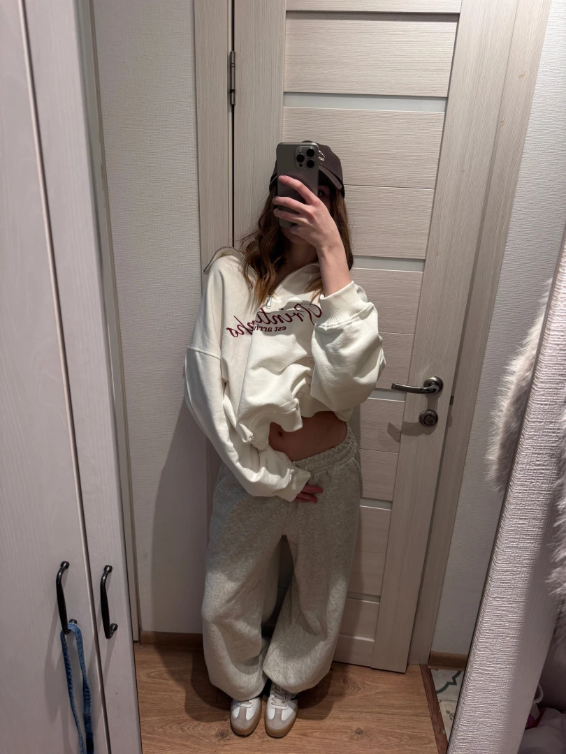 Which sneakers are better white or black 